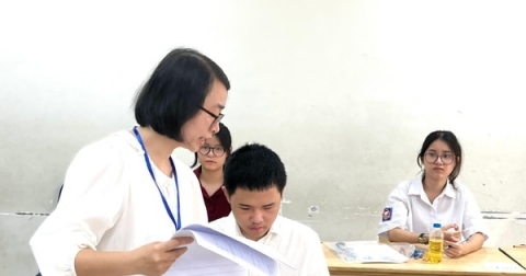 to chuc ky thi tot nghiep trung hoc pho thong nam 2025 chu dong thich ung voi nhung diem moi