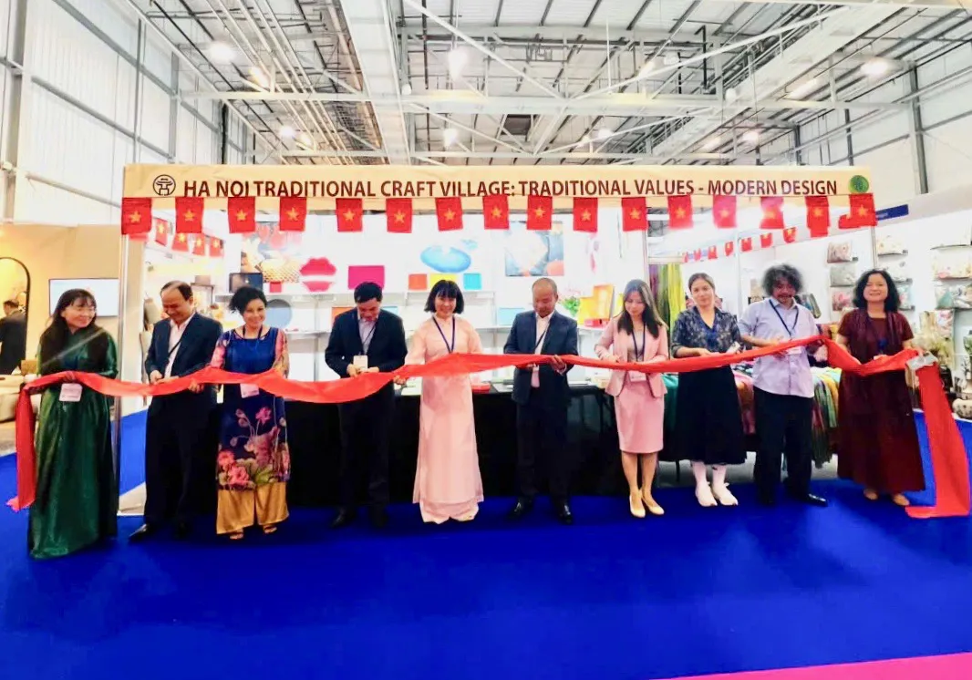 Hà Nội tham gia xúc tiến thương mại tại Hội chợ Home & Gift năm 2025