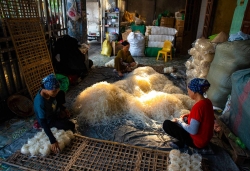 Một ngày ghé thăm làng bánh đa Dụ Đại