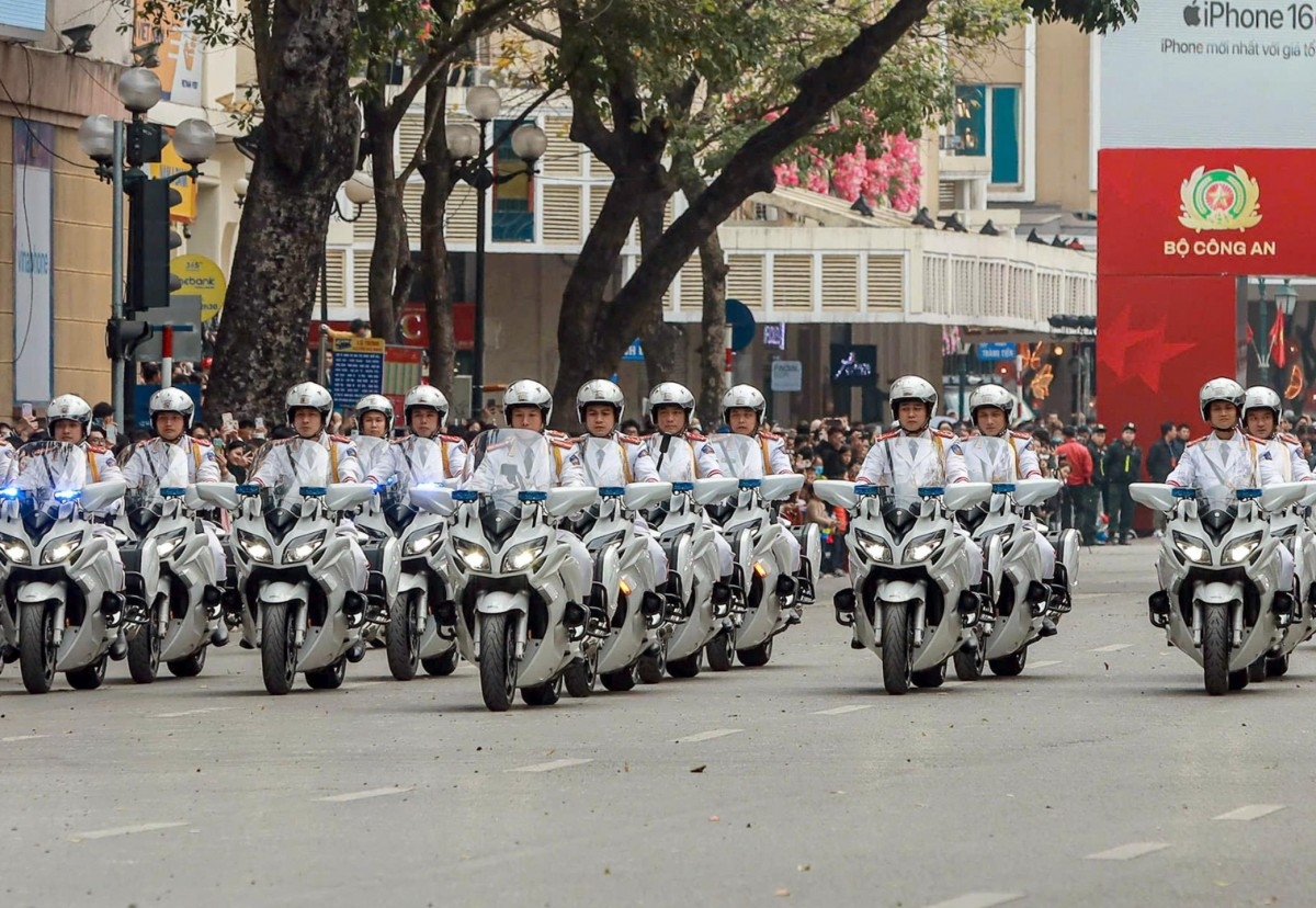 Ngày 2/8, trình diễn nghiệp vụ, diễu hành phương tiện của Bộ Công an tại hồ Hoàn Kiếm
