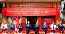 Hà Nội gắn biển công trình và trưng bày triển lãm tại di tích lịch sử 48 Hàng Ngang