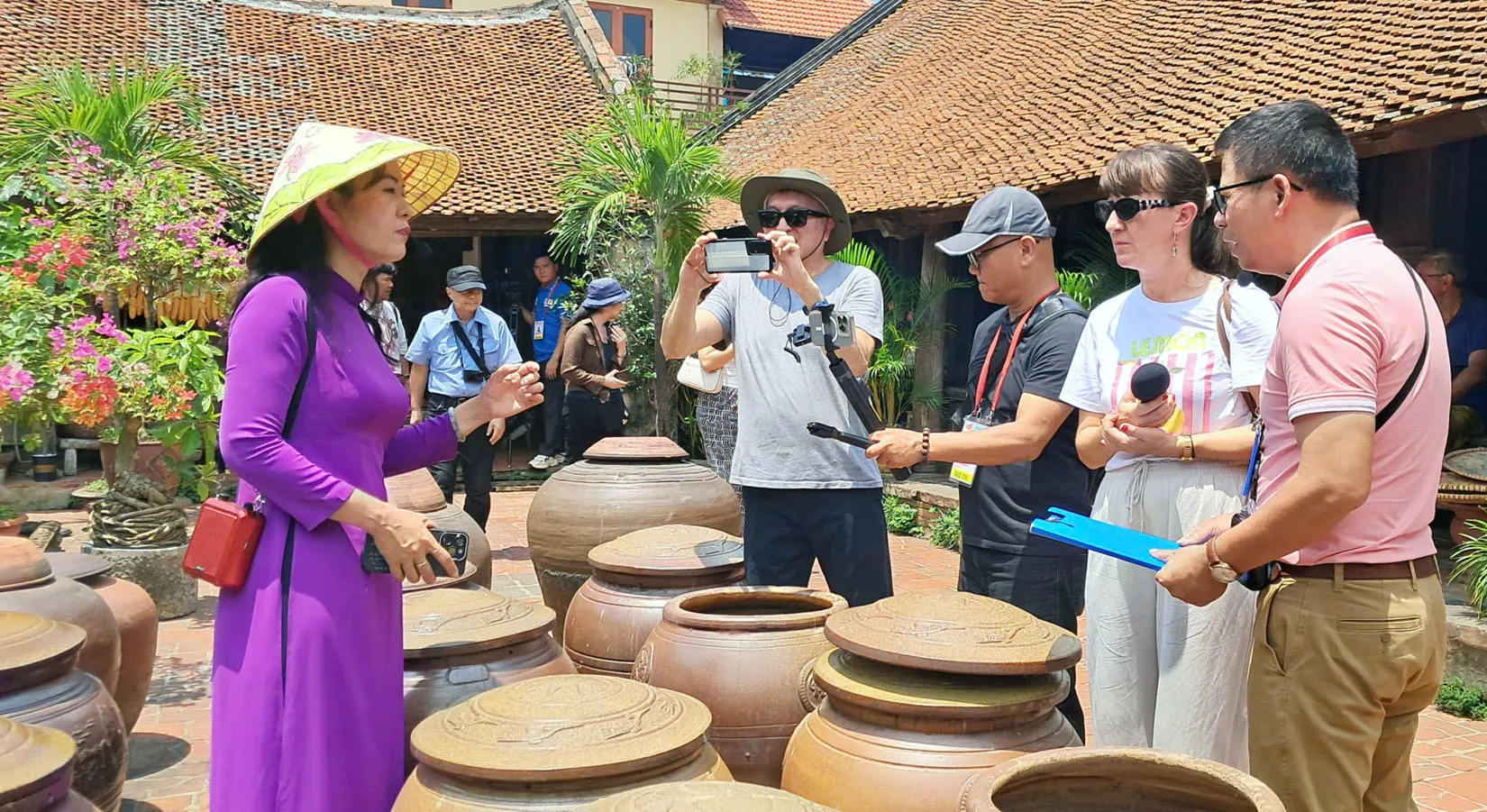 du lich cong dong lan gio moi cho du lich thu do hut khach