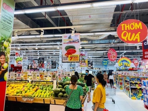 central retail vinh du don nhan bang khen tu bo cong thuong